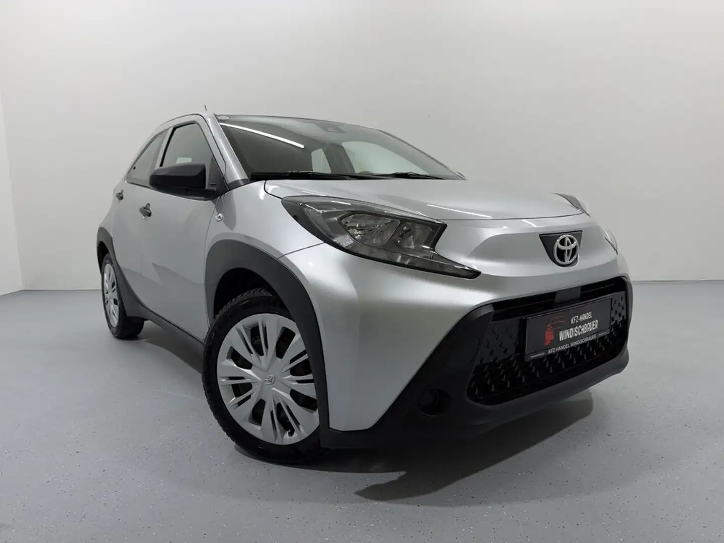 Toyota Aygo X KLIMA TEMPOMAT Silber - 1