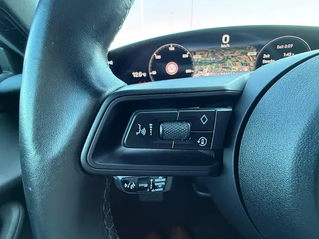 Porsche Taycan 4S Sport Turismo PERFORMANCE-BATTERIE PLUS VOLL Ansicht 18