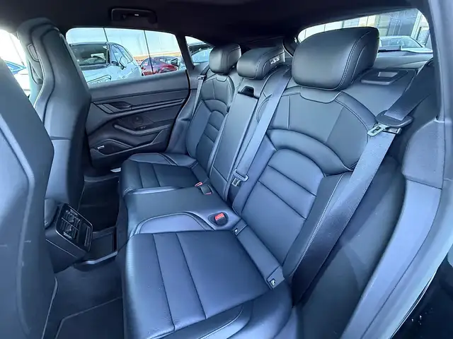 Porsche Taycan 4S Sport Turismo PERFORMANCE-BATTERIE PLUS VOLL Ansicht 16