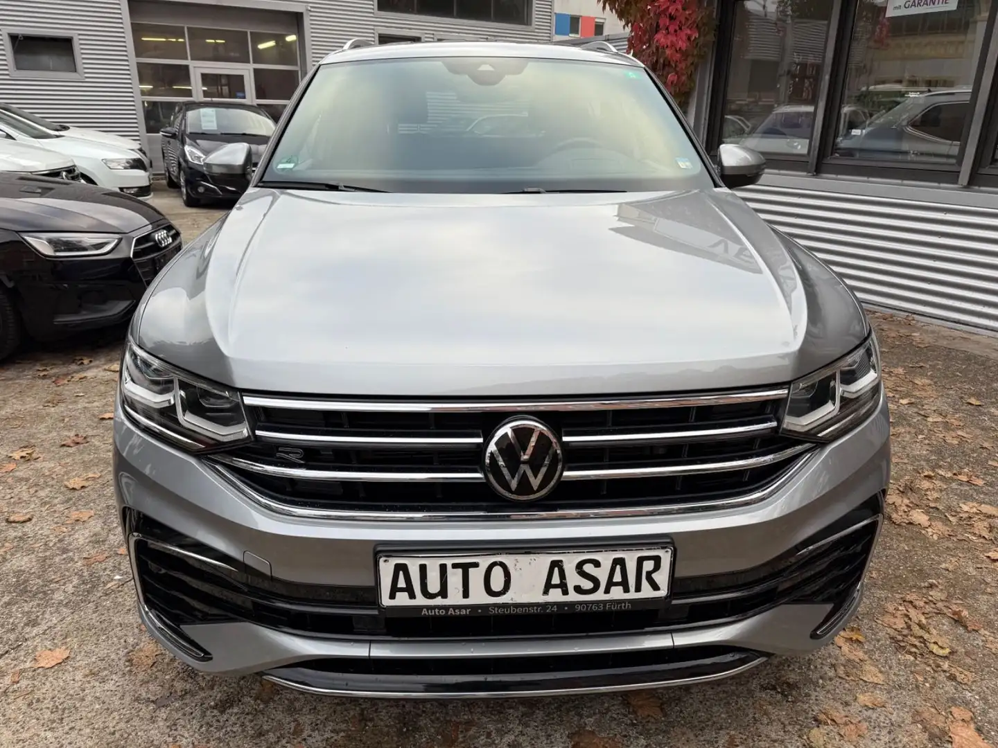 Volkswagen Tiguan Allspace R-Line 4Motion 1.Hd./Standheiz. Silber - 2
