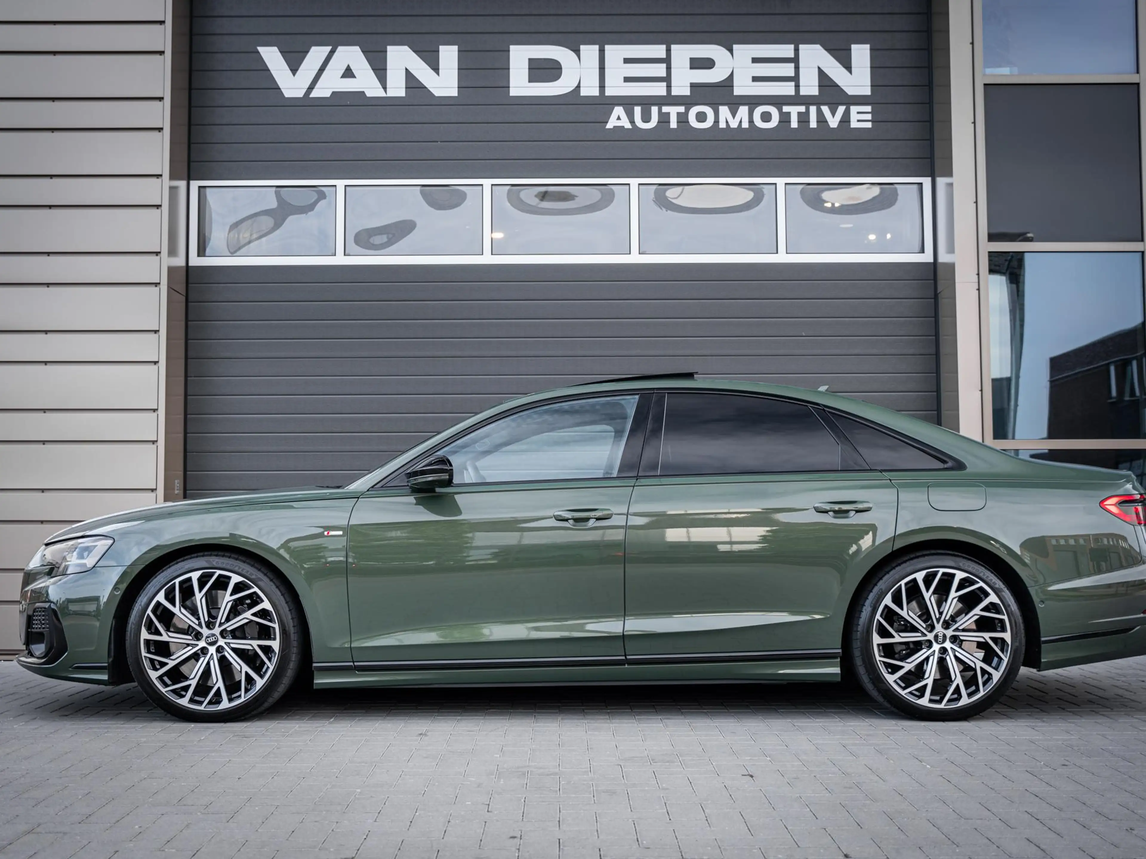 Audi A8 60 TFSI e quattro - 3x-Sline l 4WS l AUDI EXCLUSIV — photo 9