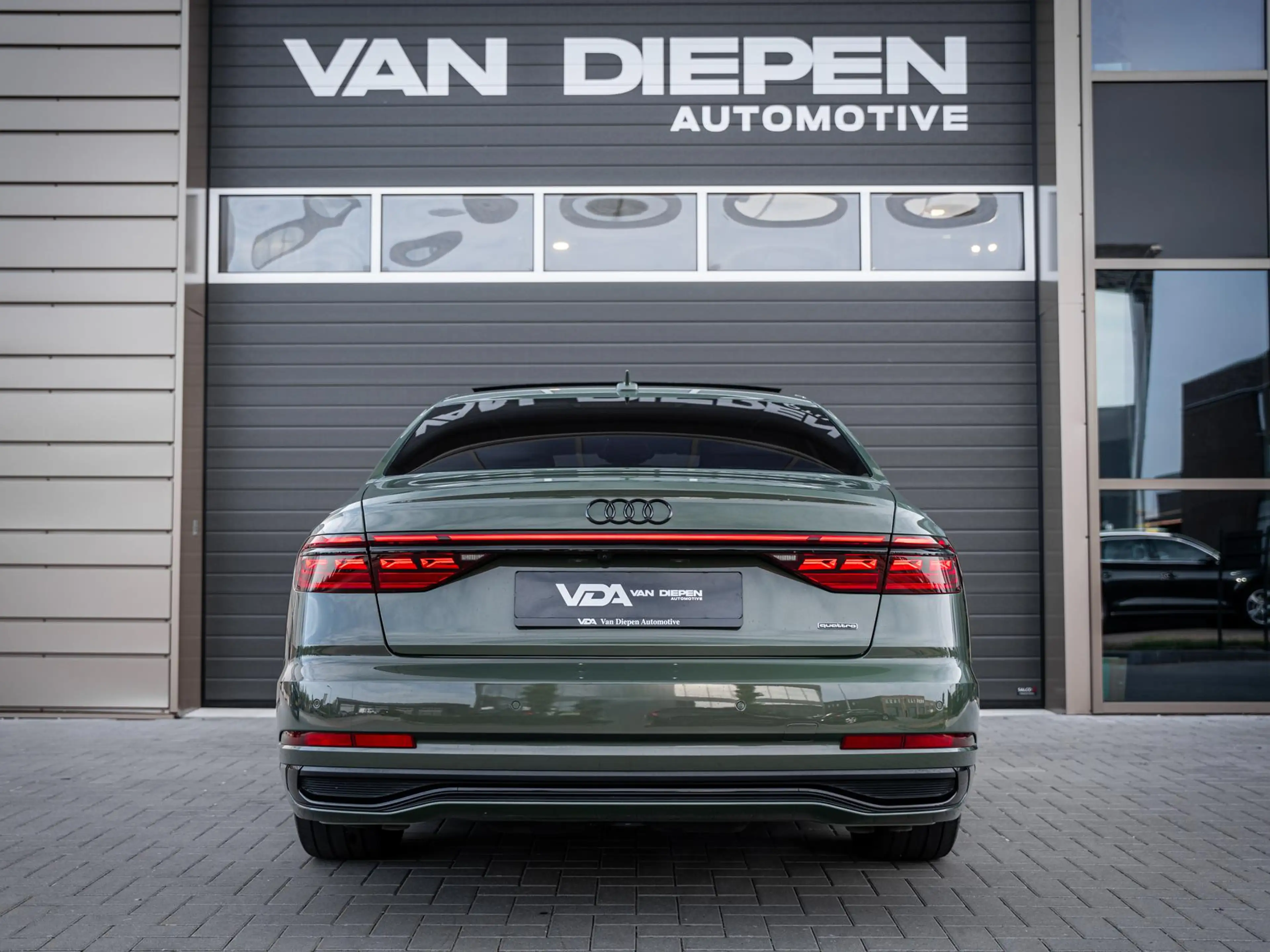 Audi A8 60 TFSI e quattro - 3x-Sline l 4WS l AUDI EXCLUSIV — photo 7