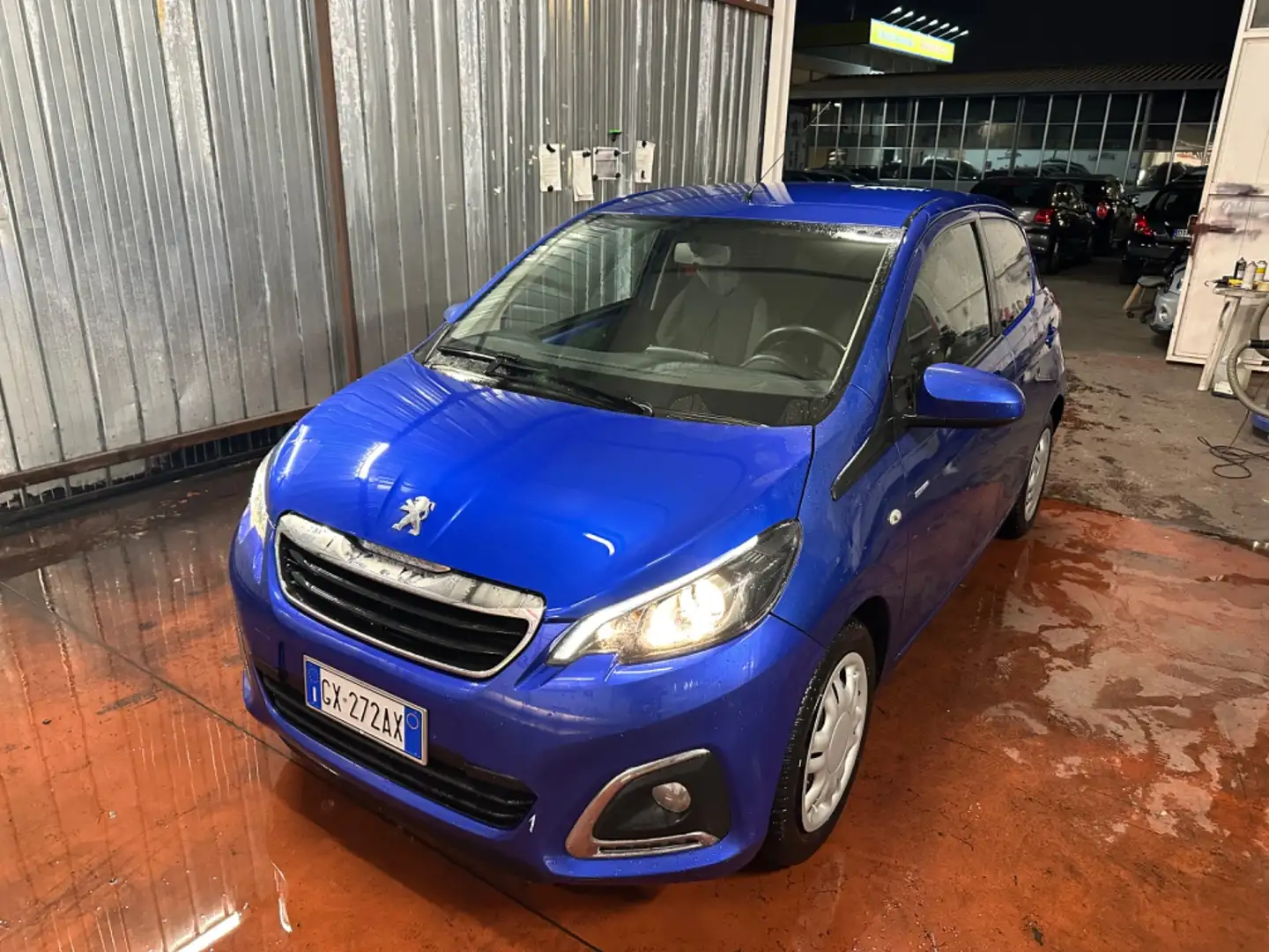 Peugeot 108 VTi 72 5 porte Active PARI AL NUOVO Blu/Azzurro - 1