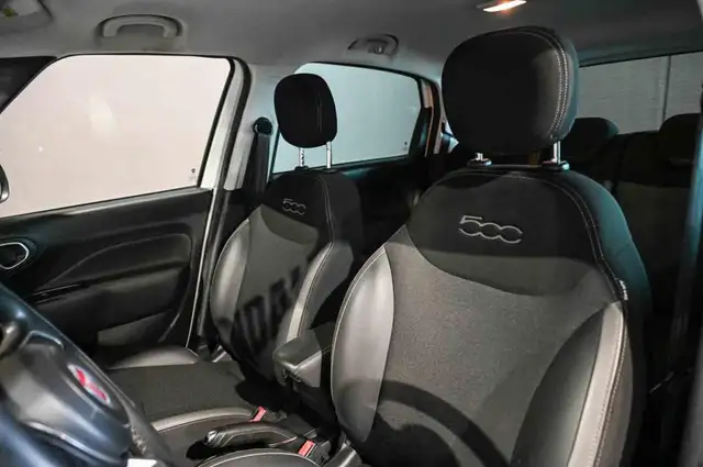 Fiat 500L view 12