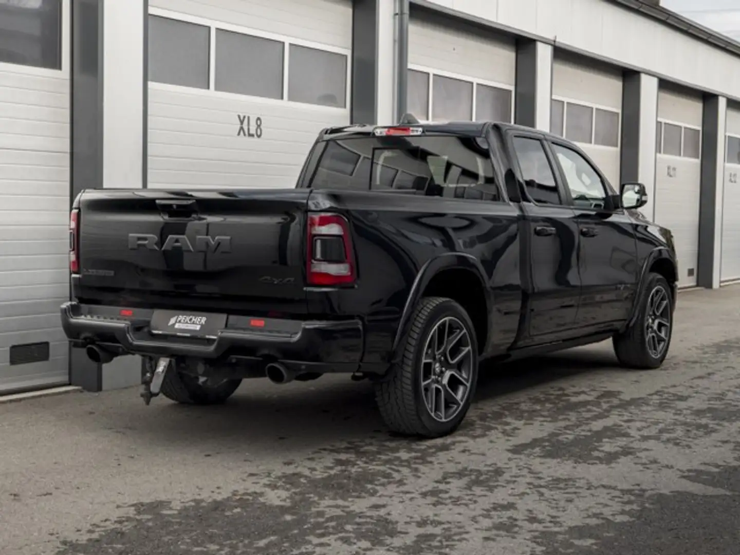 Dodge RAM RAM 1500 Laramie Black Quad Cab Long Bed 5,7 L ... Schwarz - 2