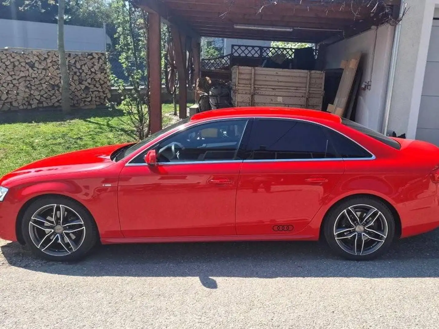 Audi A4 A4 1,8 TFSI Sport Sport Rot - 2