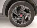 DS Automobiles DS 3 Crossback Crossback 50 kWh E-TENSE Performance Line Grau - thumbnail 34