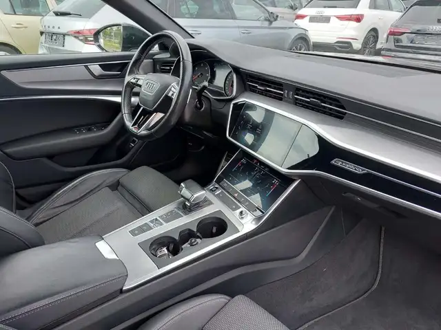 Audi A6 view 10