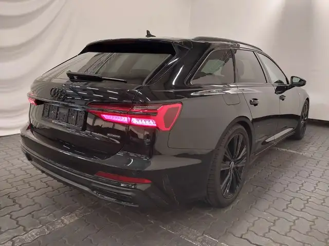 Audi A6 view 4