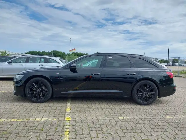 Audi A6 view 6