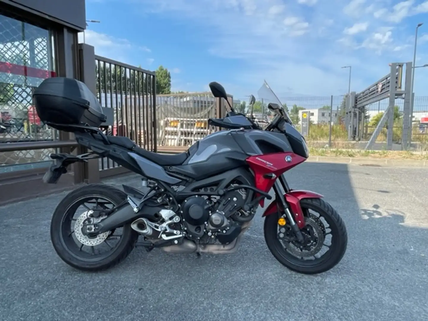 Yamaha Tracer 900 Gris - 1