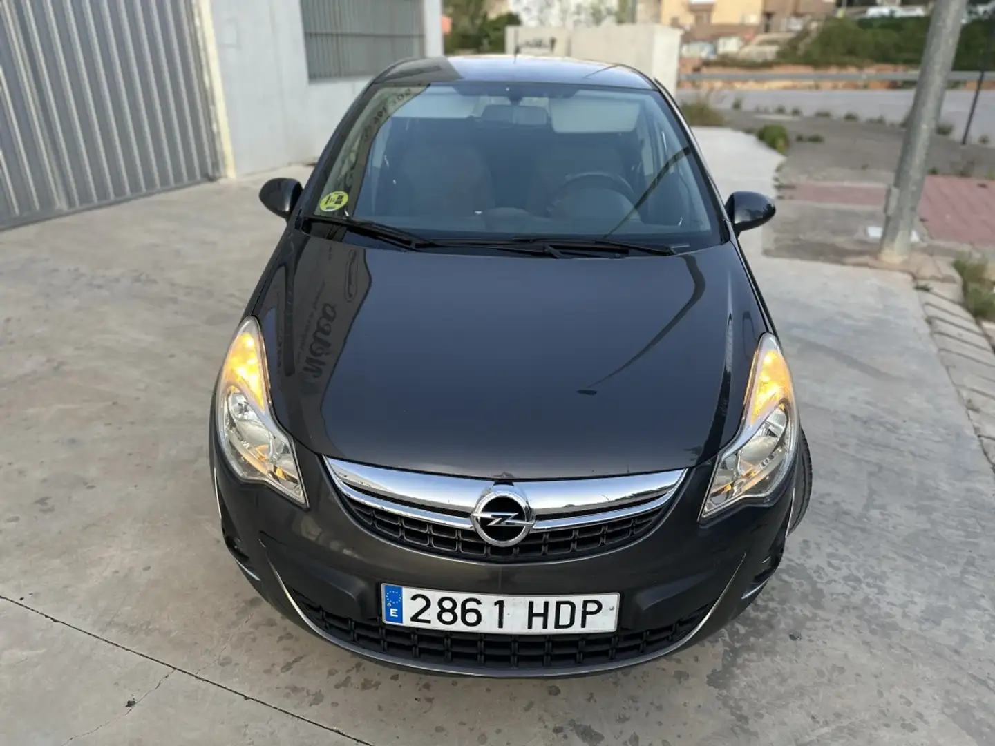 Opel Corsa 1.3CDTi Cosmo 95 Gris - 2