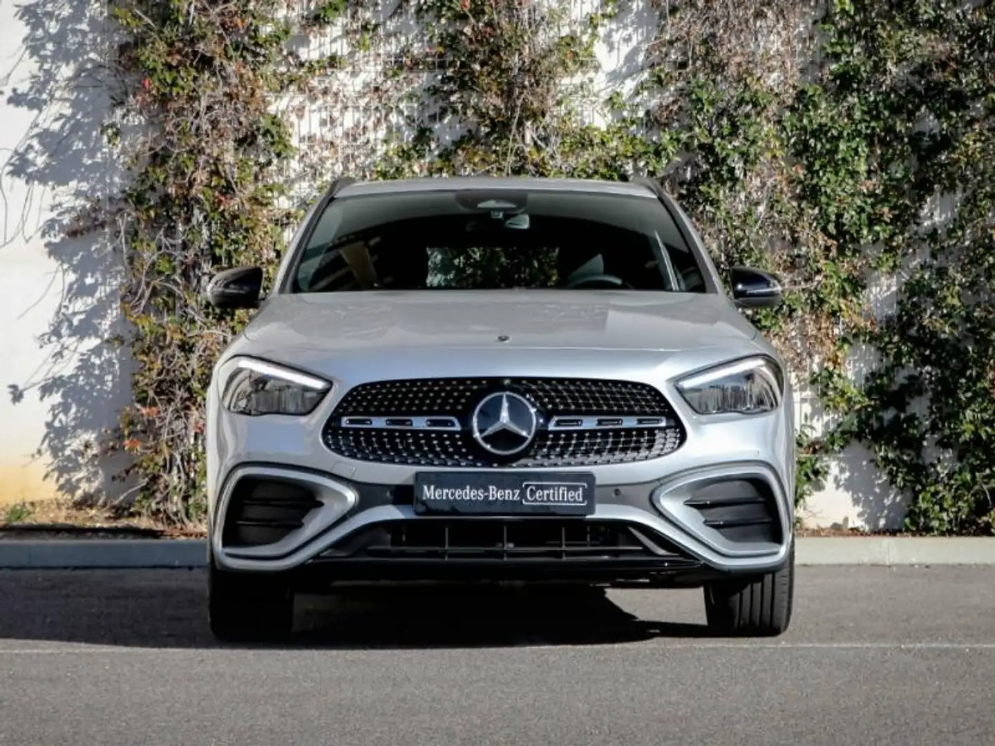 Mercedes-Benz GLA 250 250 e Hybrid EQ 218ch AMG Line 8G-DCT - 2
