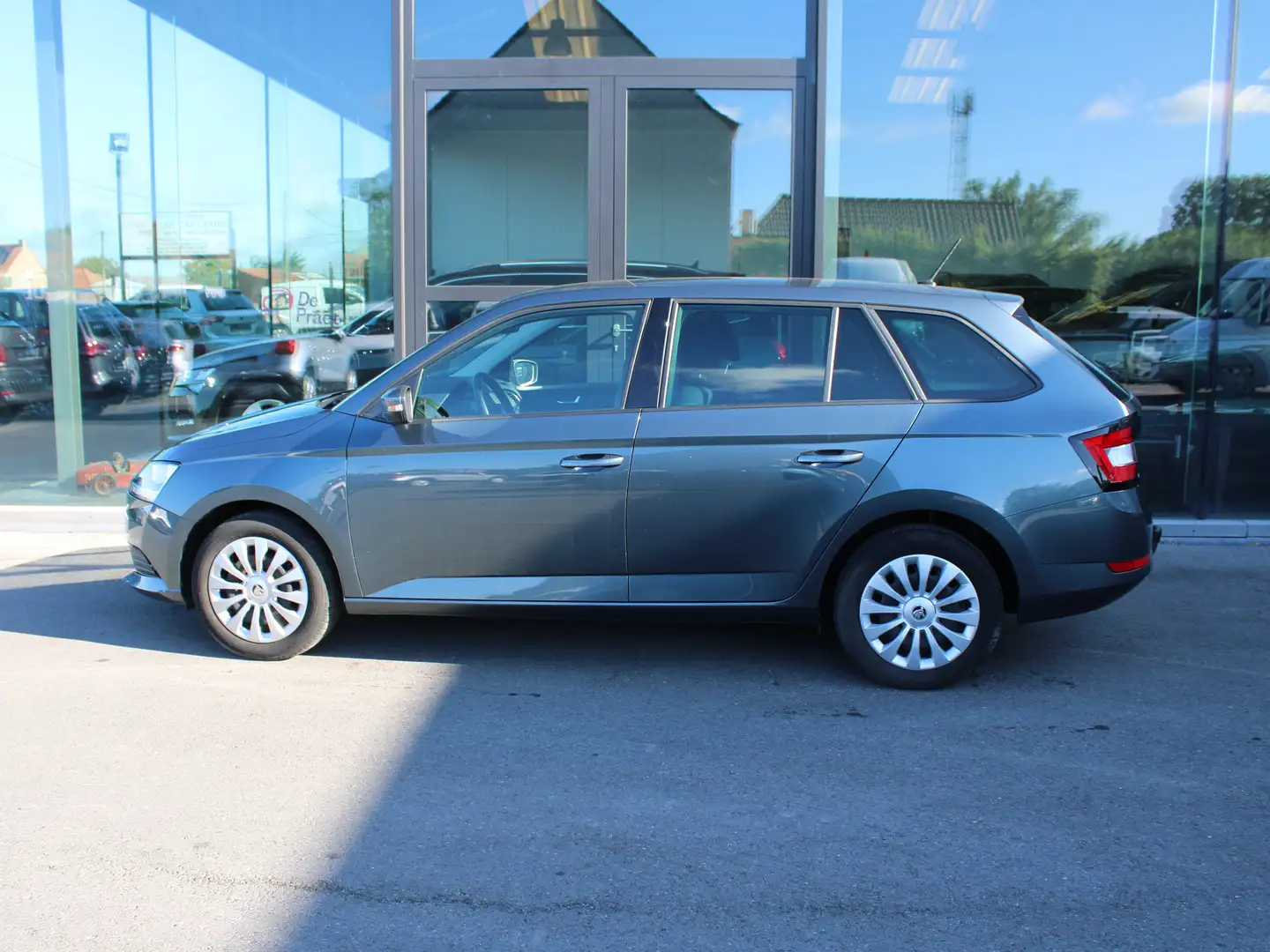 Skoda Fabia Fabia Combi 1.0 TSI Ambition-AIRCO-NAVI-SMARTL-USB Grijs - 2