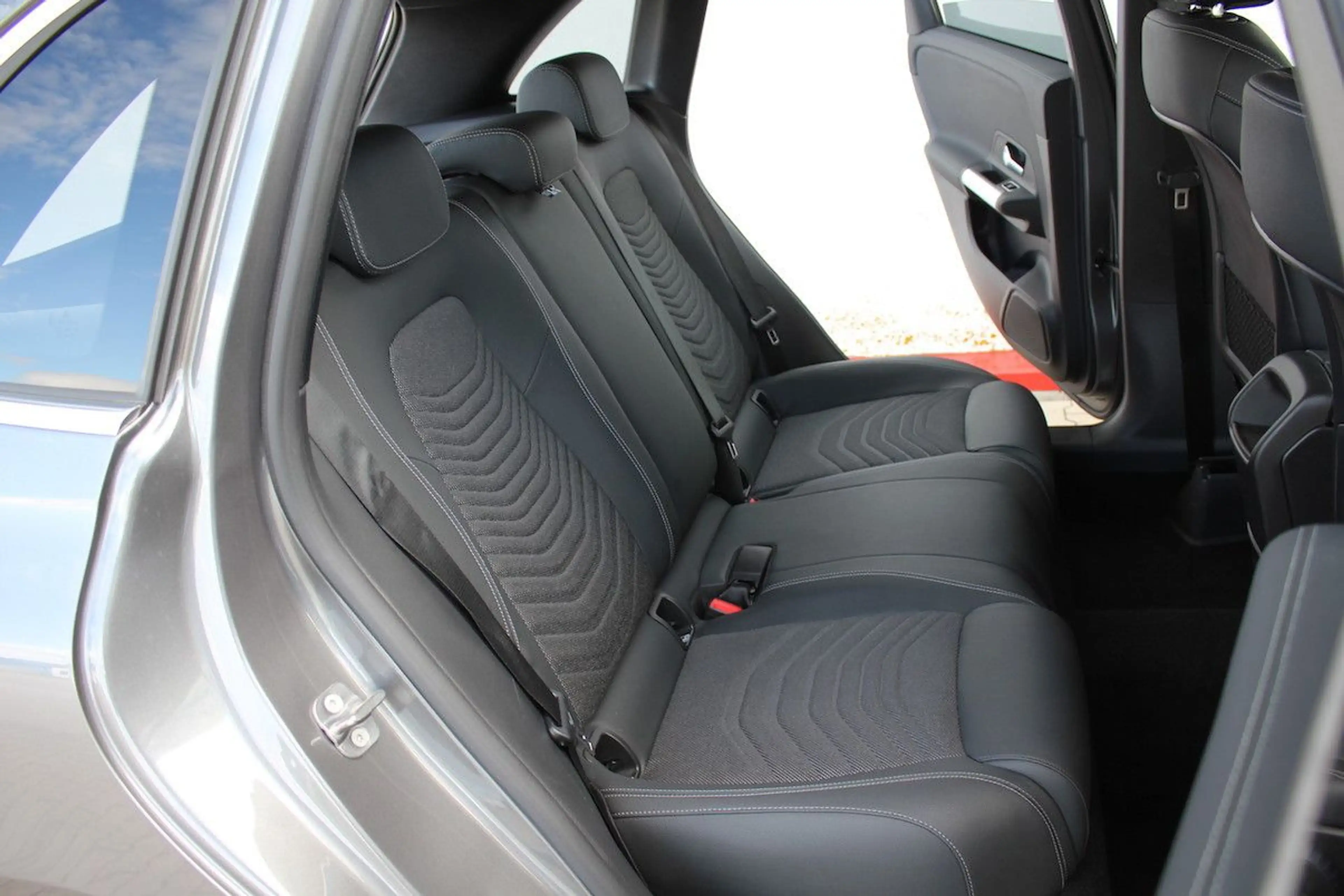 Mercedes-Benz B 180 d 8G Progressive Line Urban 458 WideScreen — photo 10