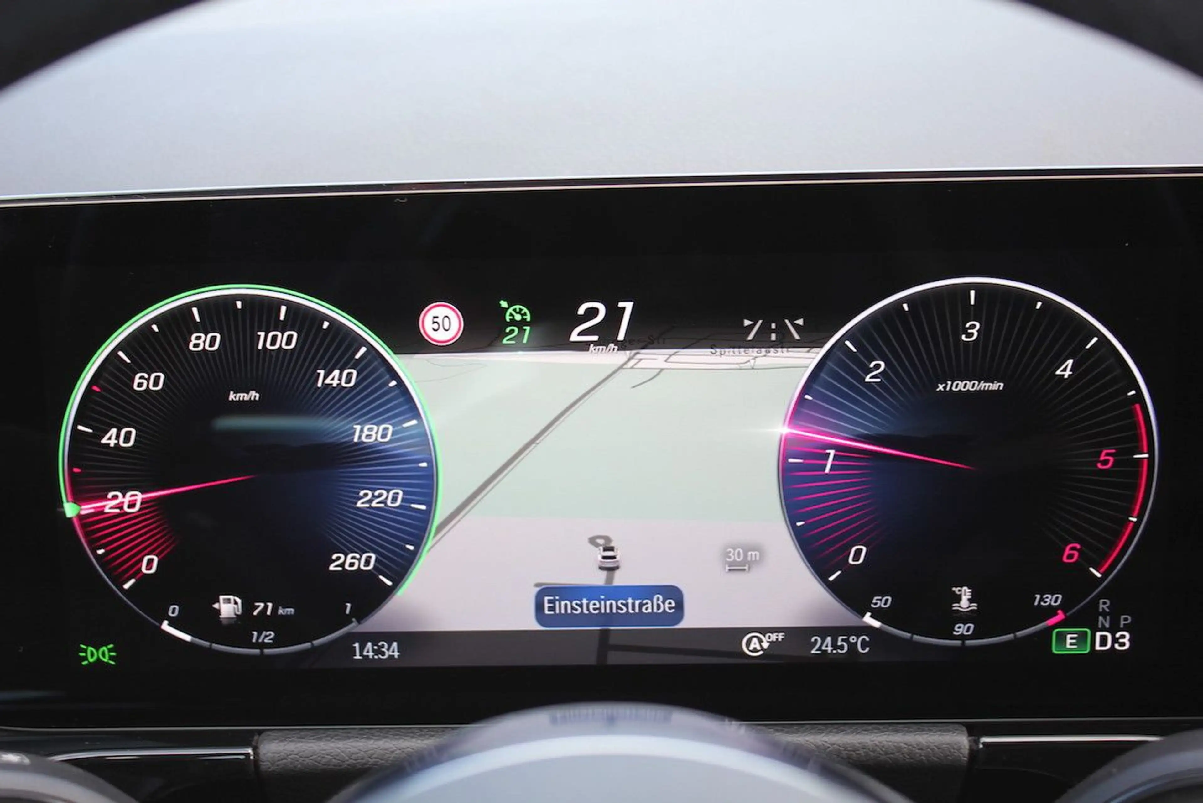 Mercedes-Benz B 180 d 8G Progressive Line Urban 458 WideScreen — photo 12