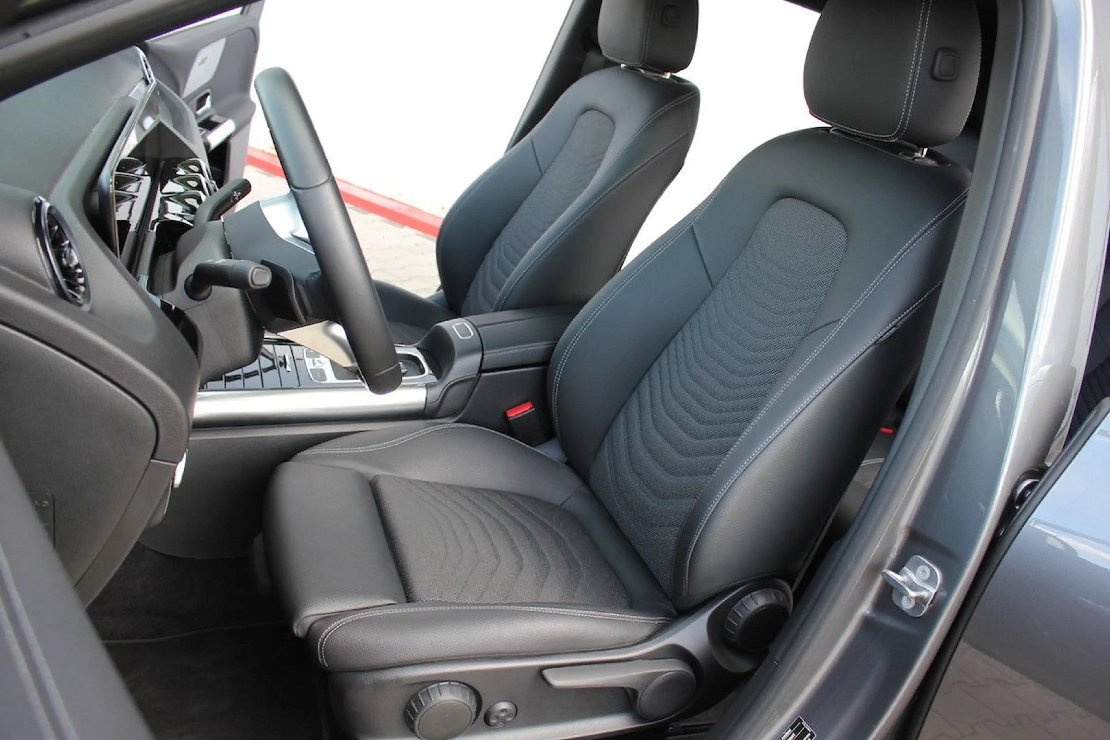 Mercedes-Benz B 180 d 8G Progressive Line Urban 458 WideScreen — photo 7