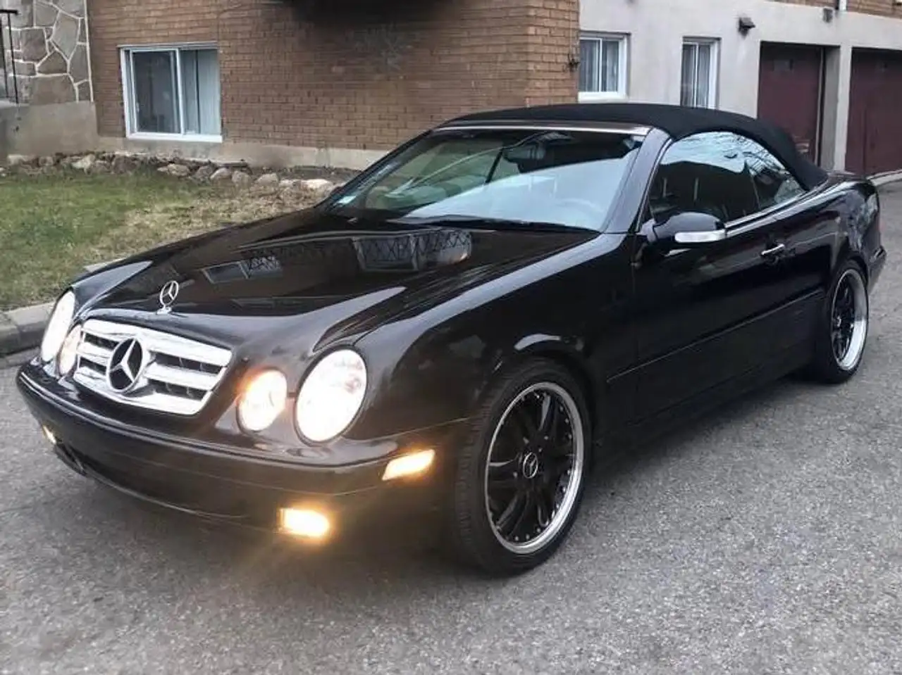 2002 Mercedes-Benz CLK