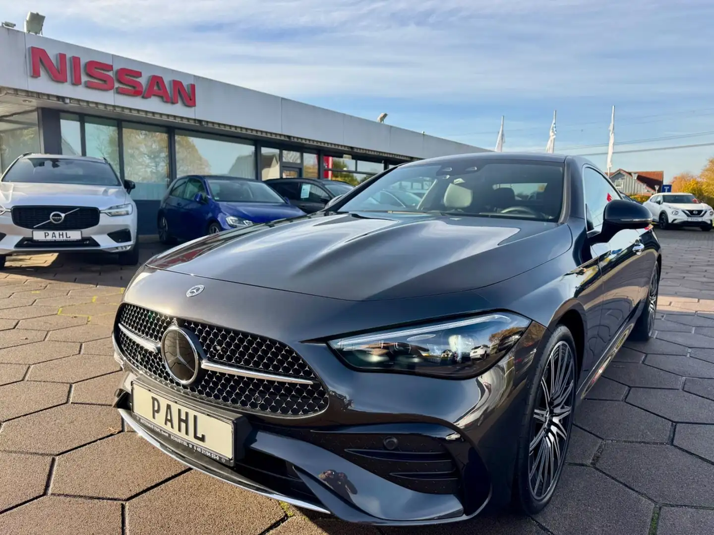 Mercedes-Benz CLE 450 4M AMG Line Premium Plus PANO HUD MEMORY Gris - 2