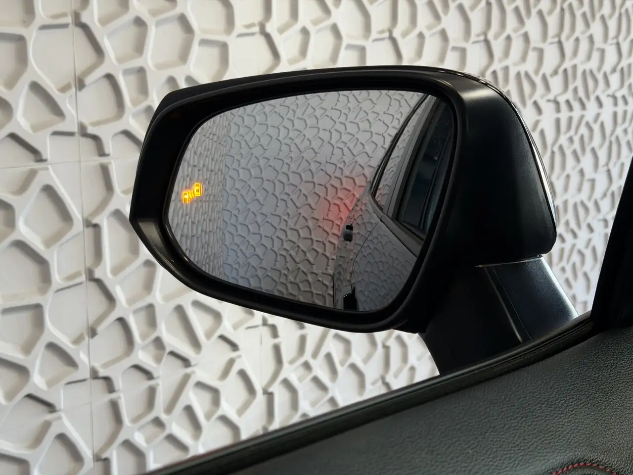 Toyota RAV4 2026 — фото 18
