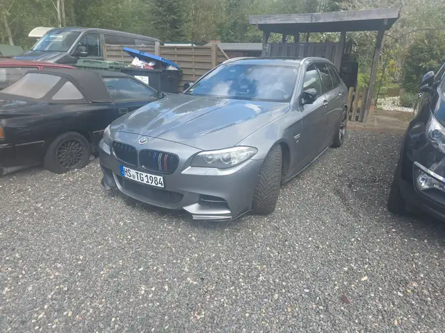 BMW 550 5 Touring d xDrive *Leder *Head-Up *Pano