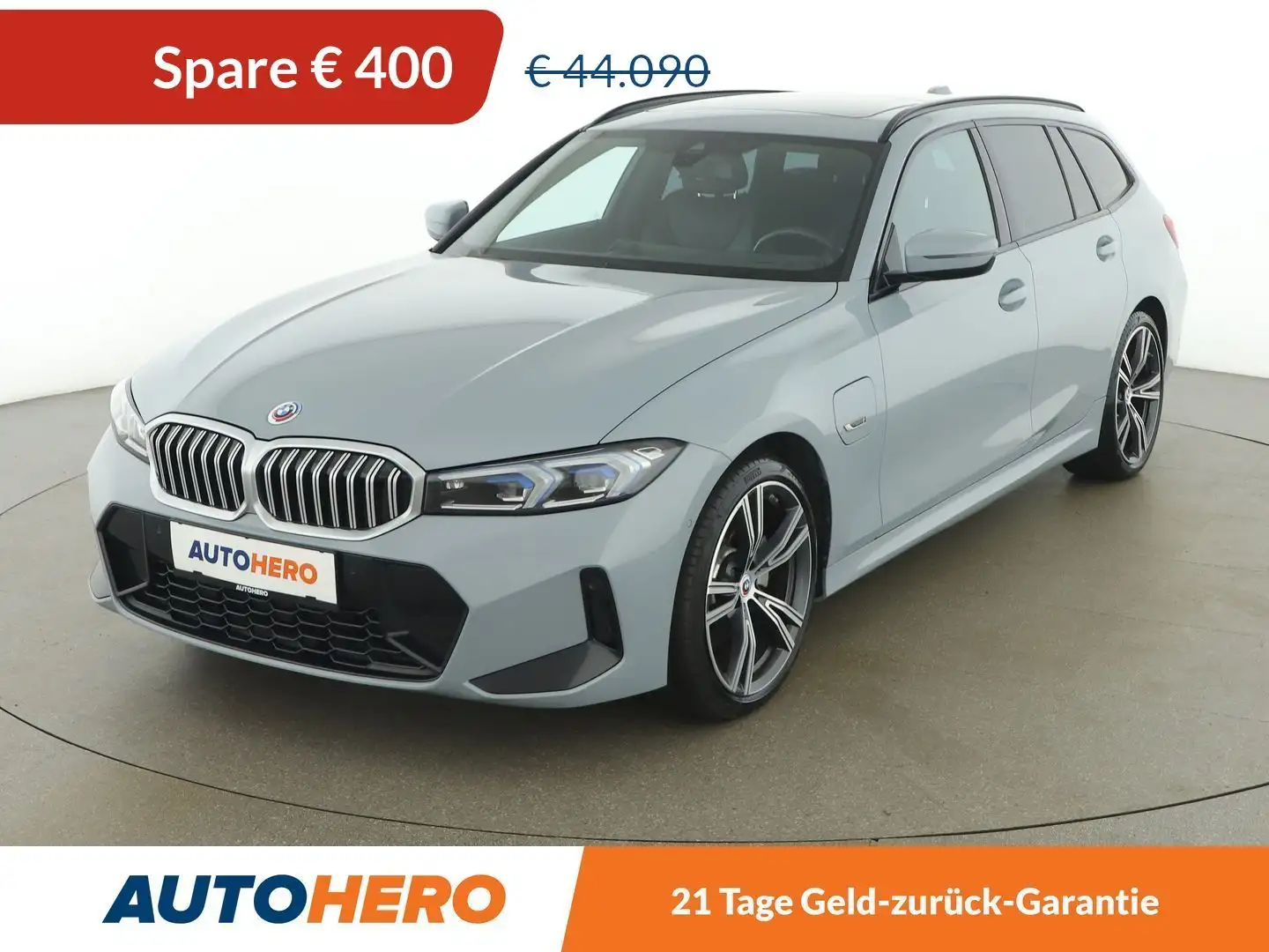 BMW 330 330e xDrive M Sport Aut. *LED*SPUR*TOT*HUD*CAM*AHK Grau - 1