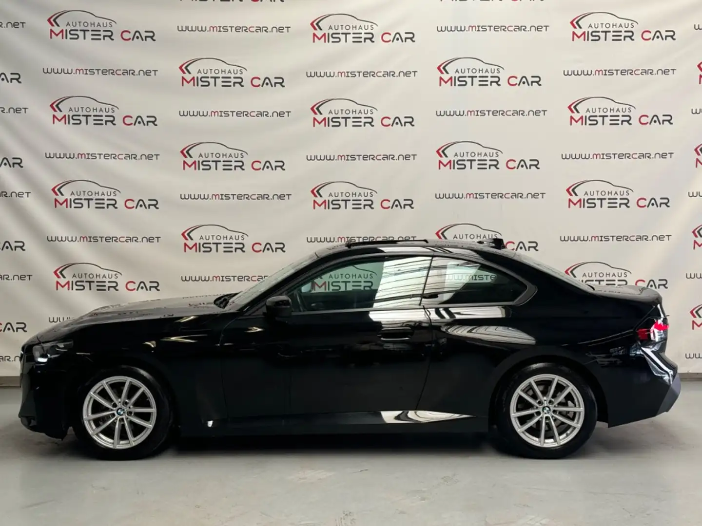 BMW 220 i Coupe Advantage ACC/LED/AHK/NAVI/GSHD/ALU Schwarz - 2