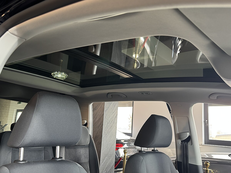 Volkswagen Touran Sky 2,0 TDI*WENIG-KM*TOP-AUSSTATUNG* — photo 11
