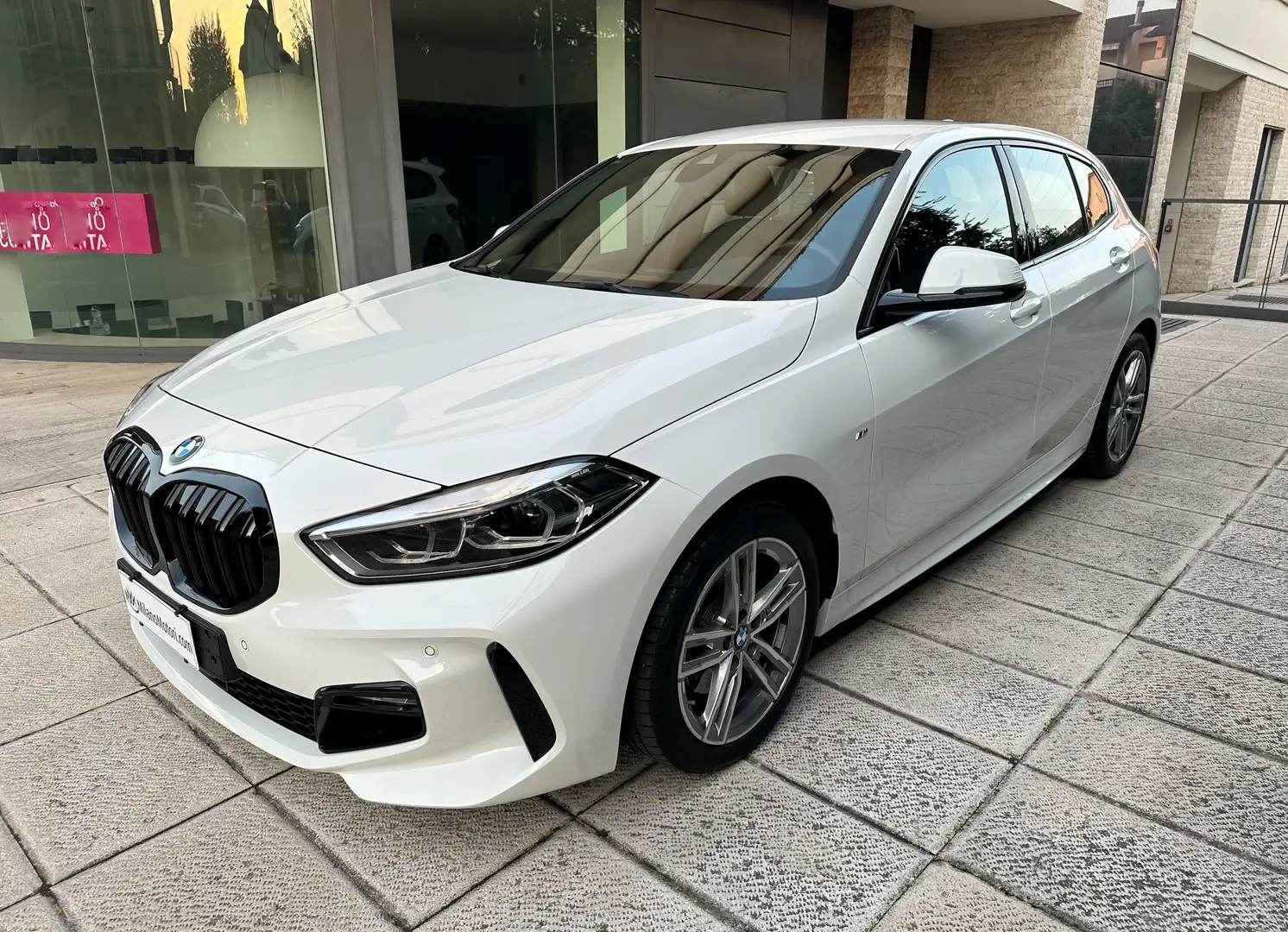 BMW 118 i Msport 136cv Auto PREZZO PROMO* IN ARRIVO Bianco - 1