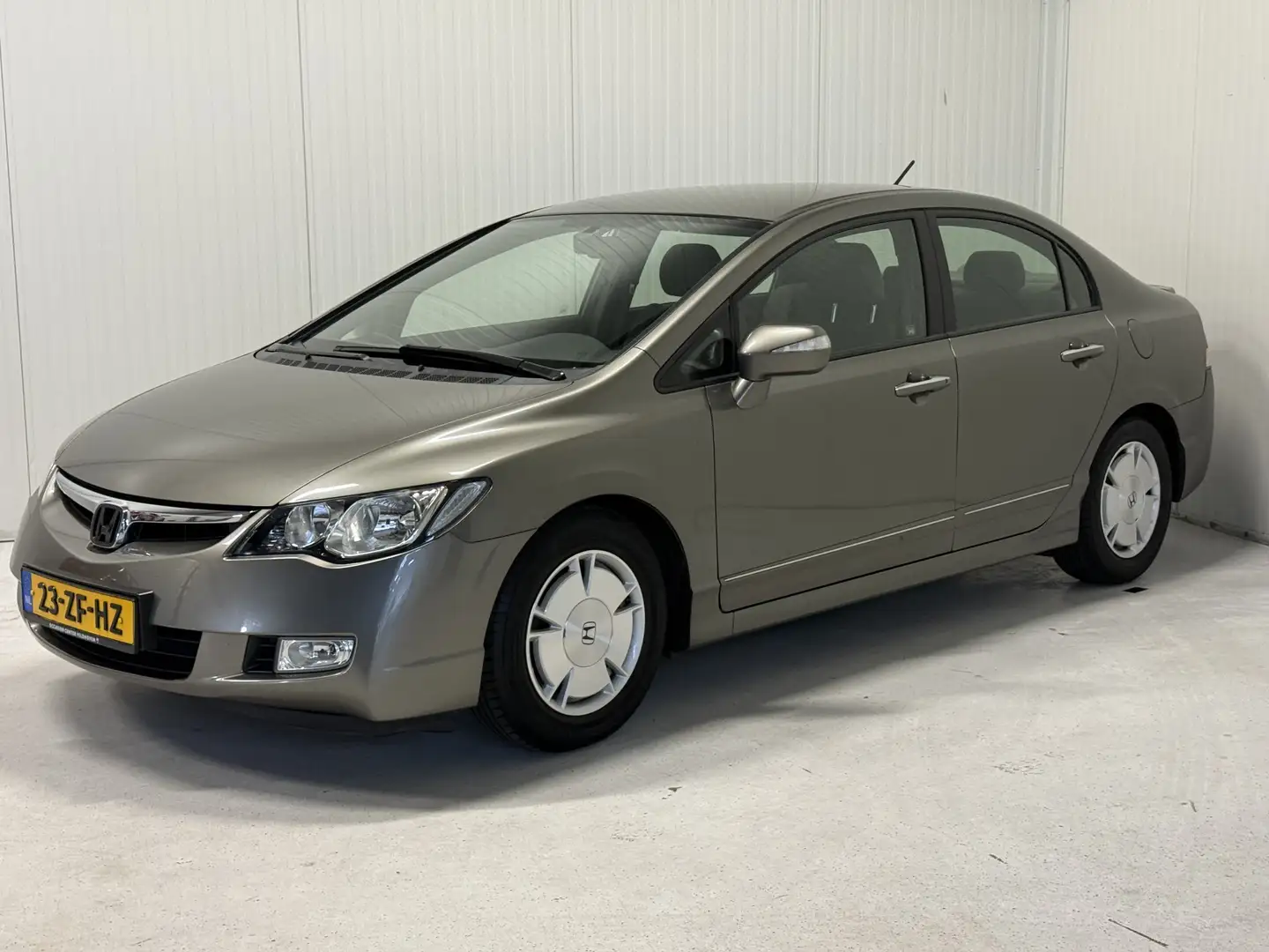 Honda Civic 1.3 Hybrid // STOELVERWARMING // CARPLAY // CLIMAT Grijs - 1
