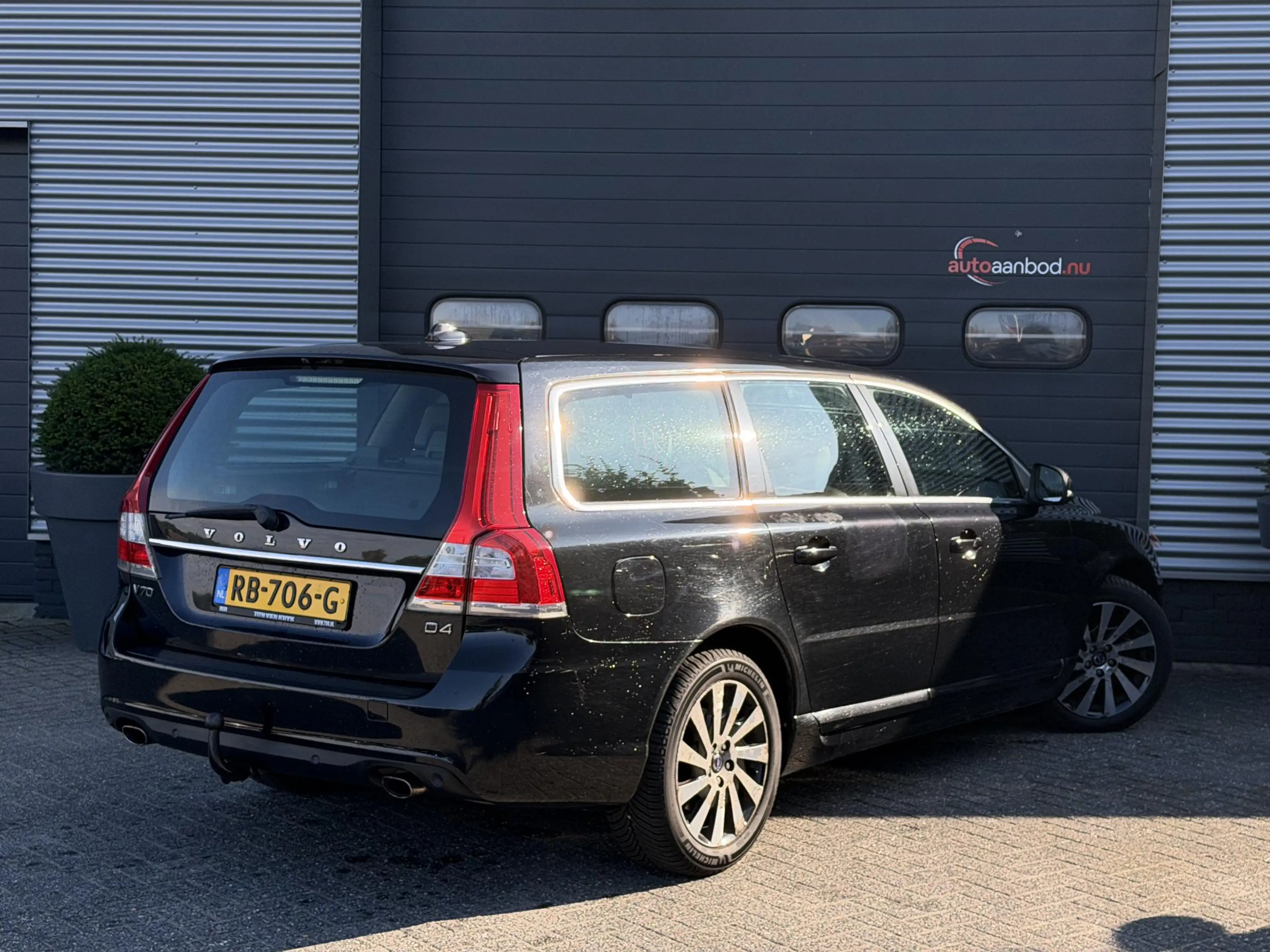 Volvo V70 2.0 D4 Summum | Navigatie | Lederen Bekleding | Pa — photo 2