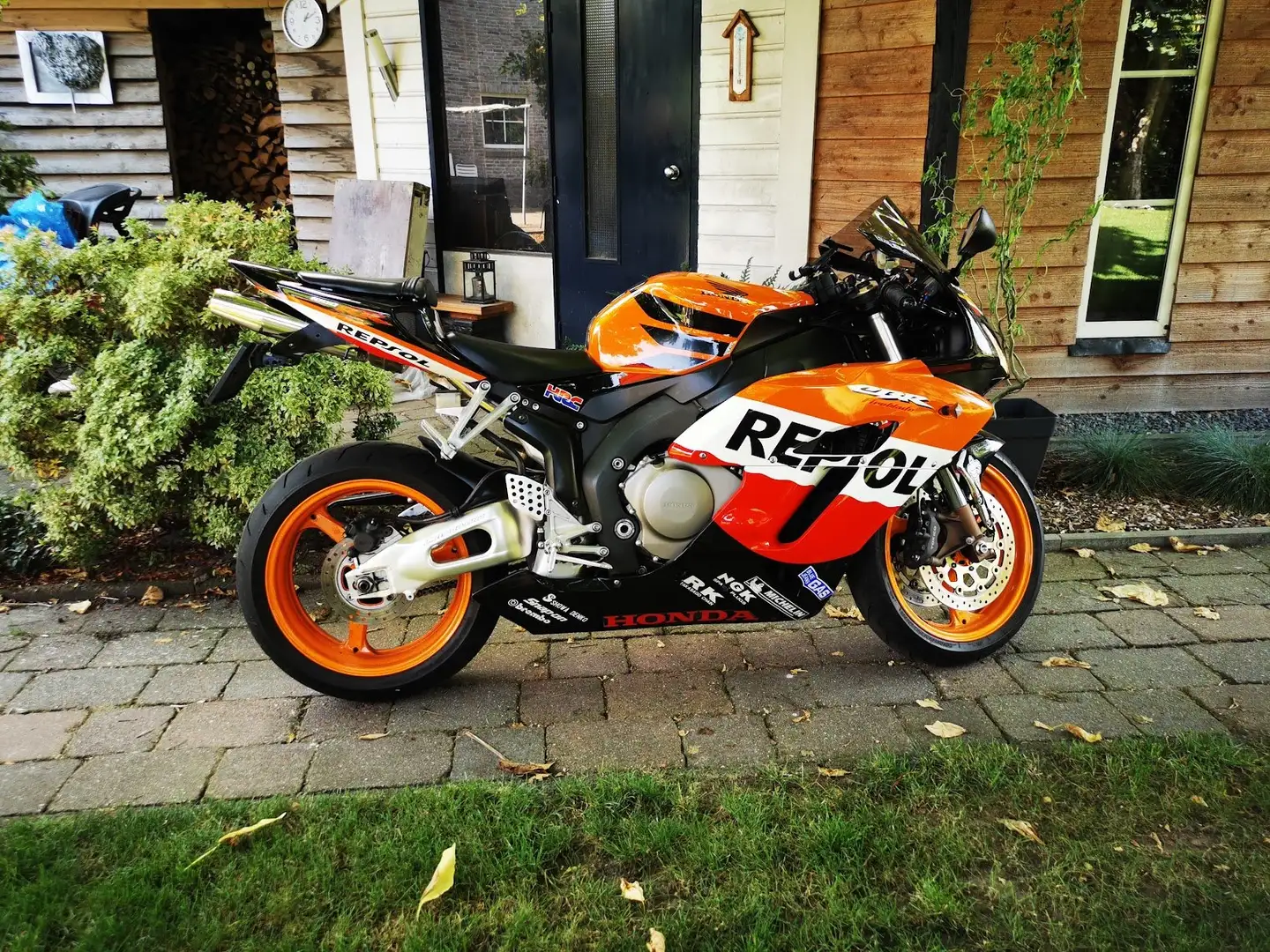 Honda CBR 1000 1000RR Fireblade Repsol Orange - 1
