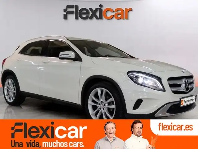 Mercedes-Benz GLA 200 200d Urban 7G-DCT