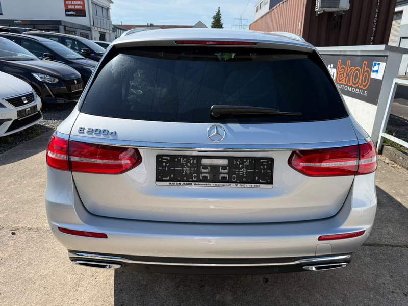 Mercedes-Benz E 200 E T-Modell E 200 d+ AUTOMATIK+BC+MFL+KAMER — photo 5
