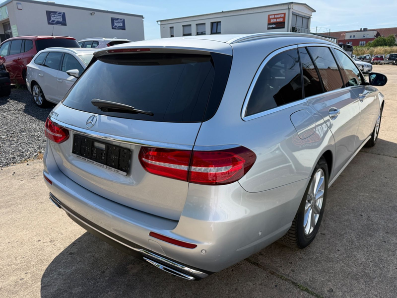 Mercedes-Benz E 200 E T-Modell E 200 d+ AUTOMATIK+BC+MFL+KAMER — photo 8