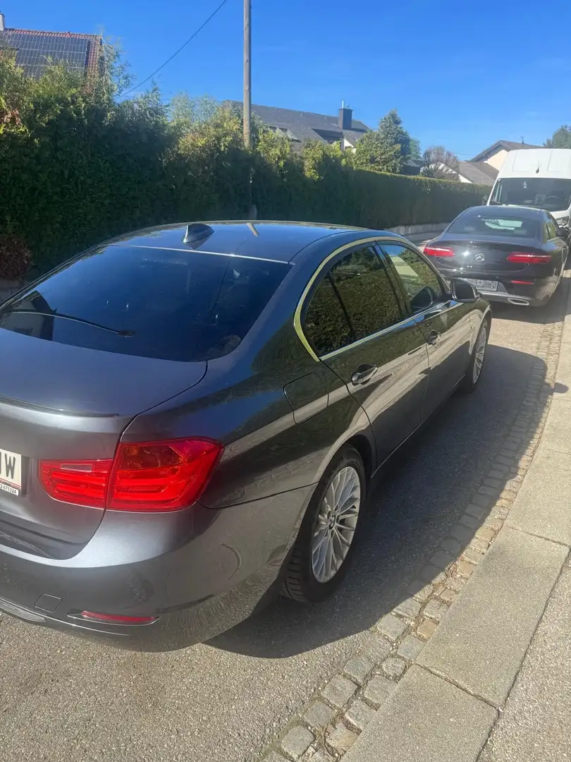 BMW 318 F30 318d Österreich-Paket - 2