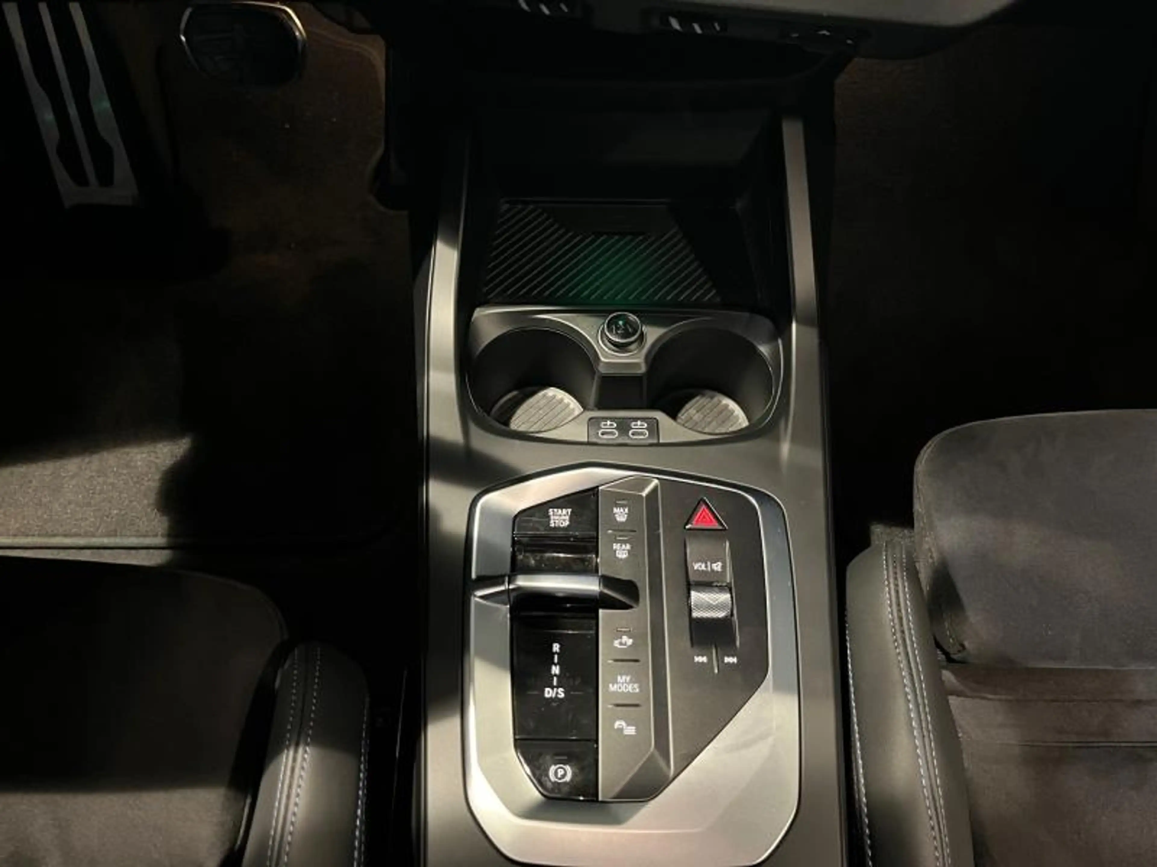 BMW 235 M235 xDrive Gran Coupé — photo 8