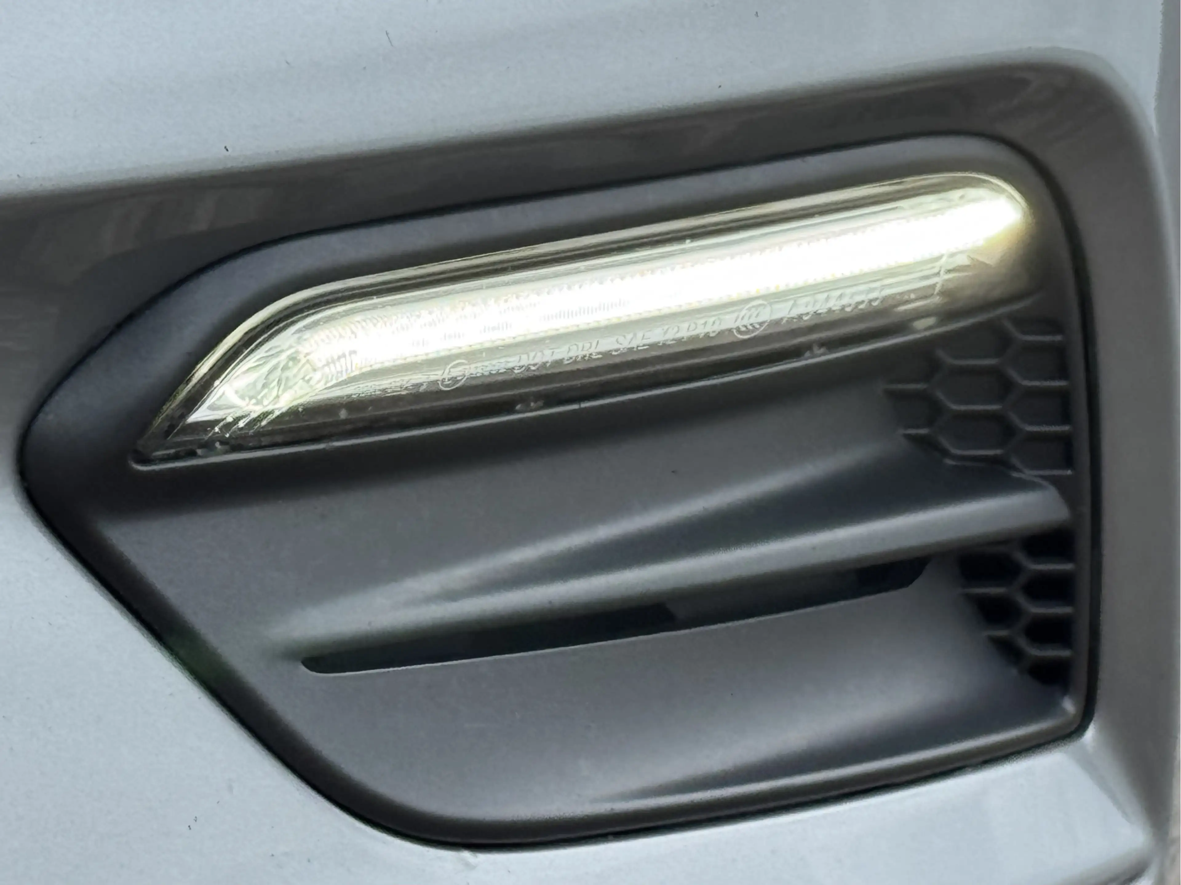 Volvo S60 1.6 T3 R-DESIGN | NL-AUTO! | DEALER OH! | NAVI! — photo 32