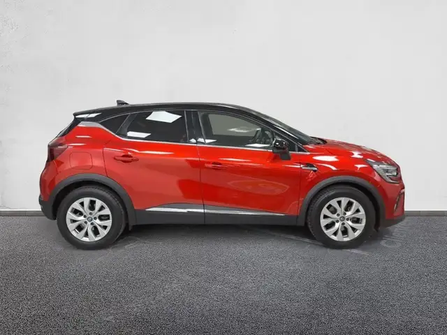 Renault Captur view 5
