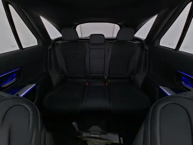 Mercedes-Benz GLC view 8