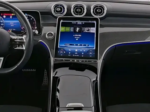Mercedes-Benz GLC view 5