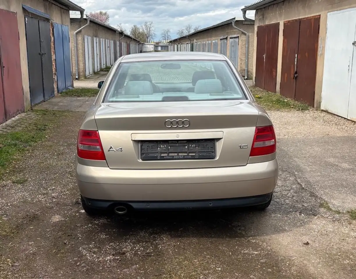 Audi A4 1.6, foto 2
