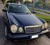 Mercedes-Benz 210/310 Azul - thumbnail 2