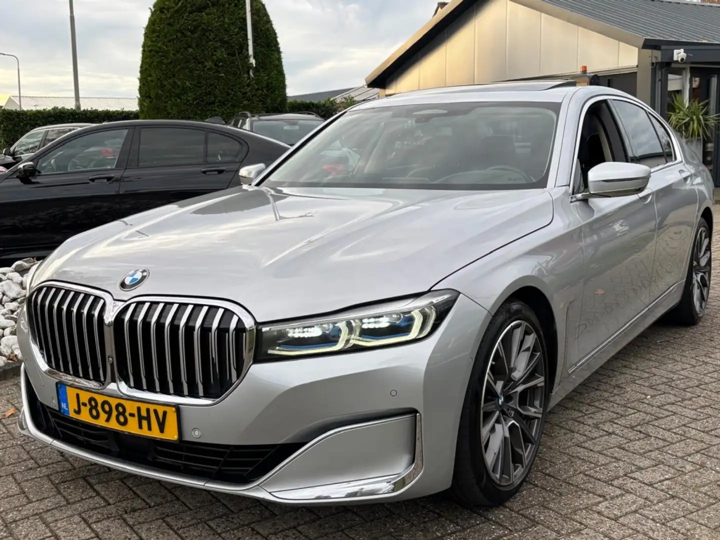 BMW 730 7-serie 730D X-drive 2019 Nieuw Model Schuifdak BT Grijs - 1