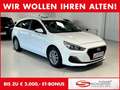 Hyundai i30 CW 1.6 CRDi Comfort Weiß - thumbnail 1