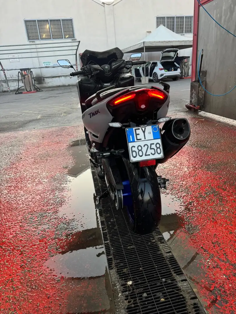 Yamaha TMAX 560 - 1