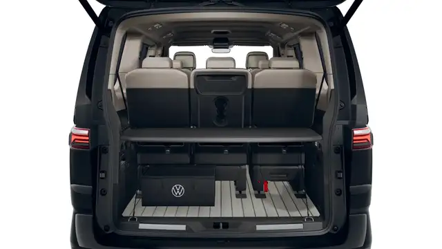 Volkswagen Multivan view 8