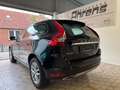 Volvo XC60 Summum 2WD Schwarz - thumbnail 2