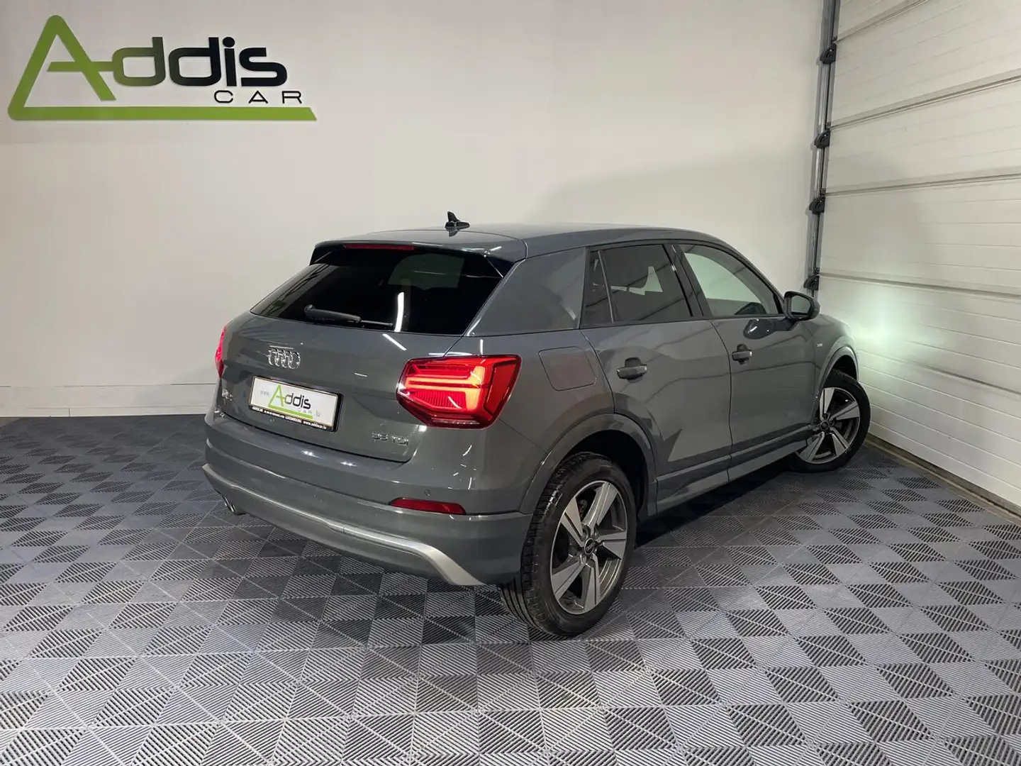 Audi Q2 35 TDI 150 S-TRONIC SPORT GPS CARPLAY Gris - 2