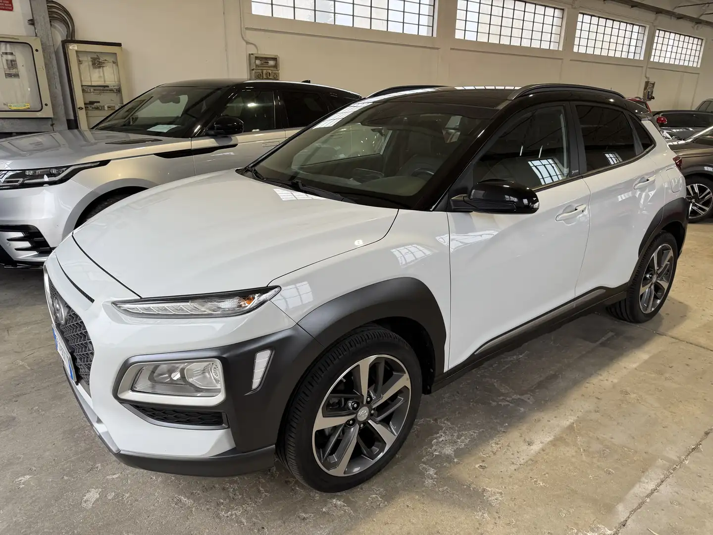 Hyundai KONA 1.0 t-gdi Xpossible Techno Pack 2wd 120cv Bianco - 2